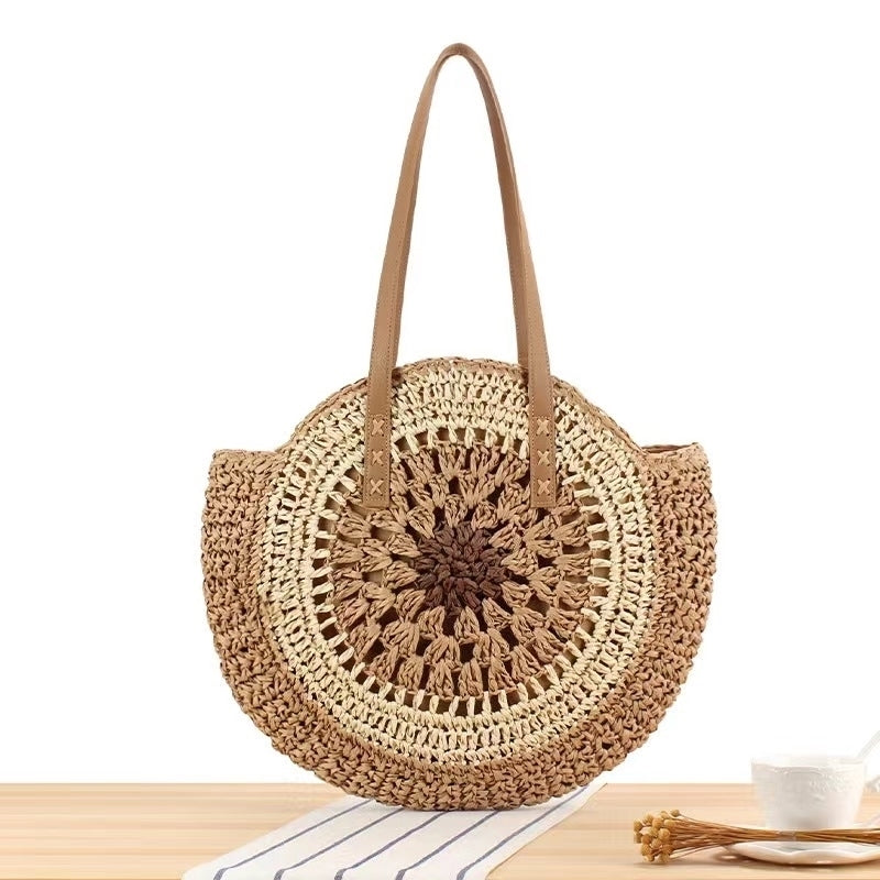Round straw bag