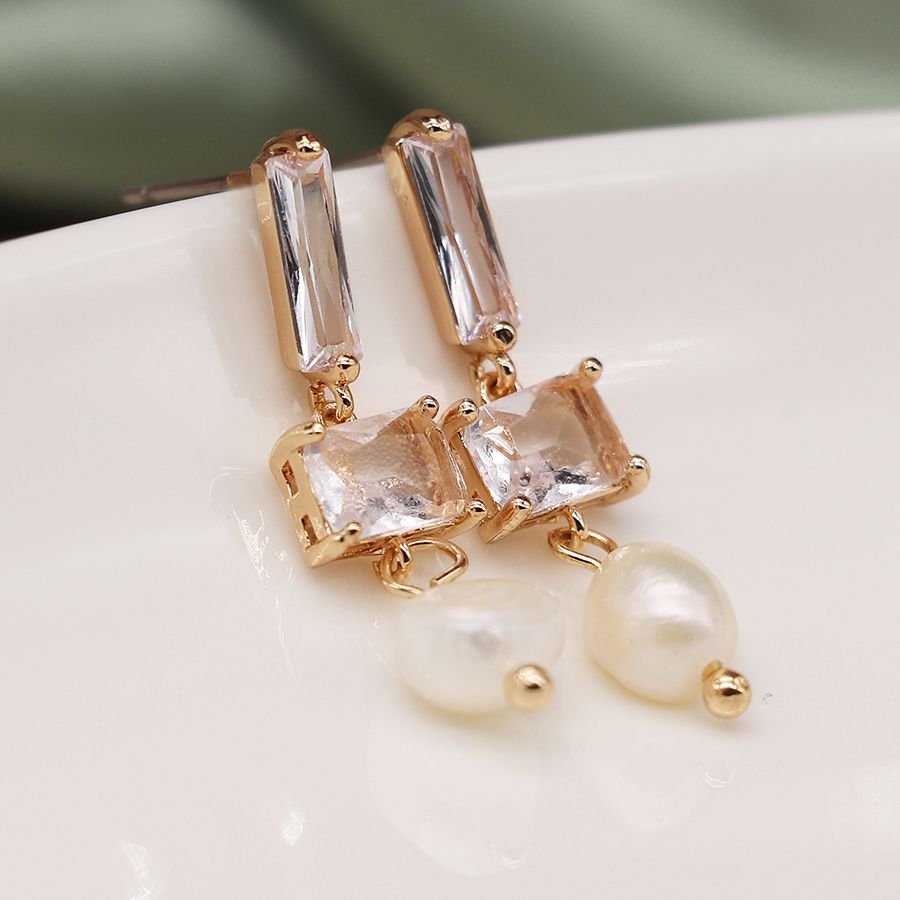 Golden crystal and pearl drop earrings