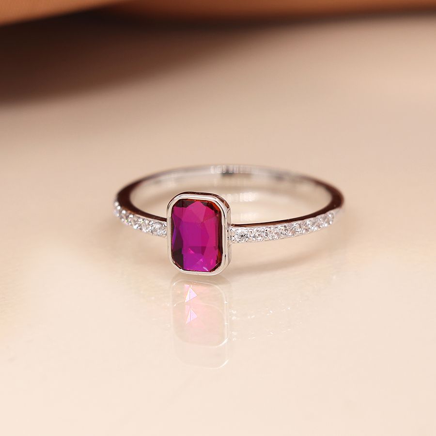 White gold plated crystal inset ring with vibrant pink crystal – s/m