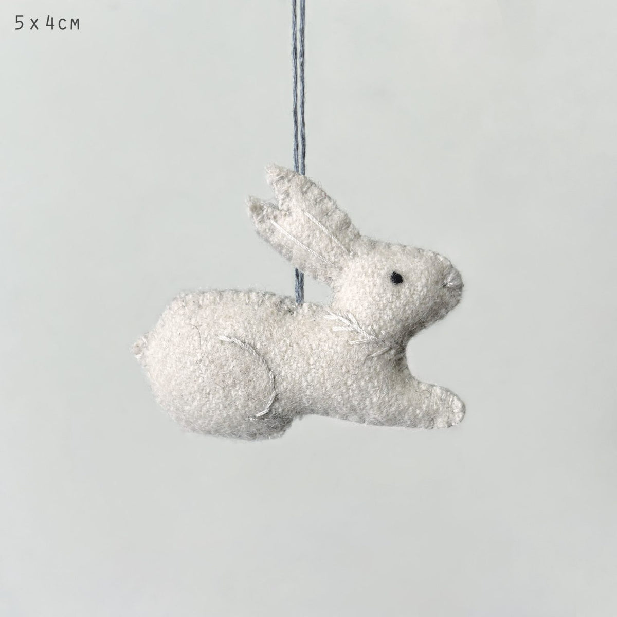 Sml hanging sitting rabbit-Cream