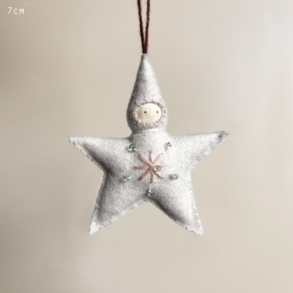 Small felt star baby-Cream