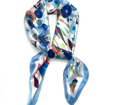 Small square scarf with colorful small rose pattern