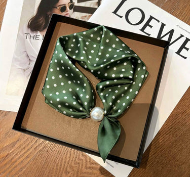 Satin scarf with magnetic pearl clasp