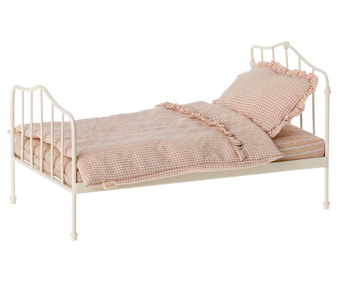 Vintage bed, Miniature - Purple