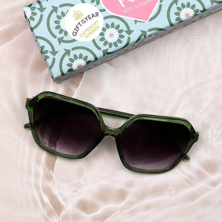Recycled hexagon sunglasses in emerald green