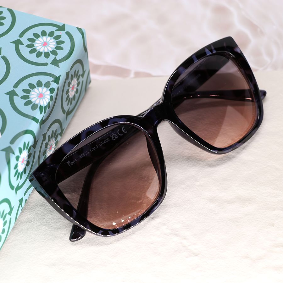 Recycled tortoiseshell sunglasses in blue and black