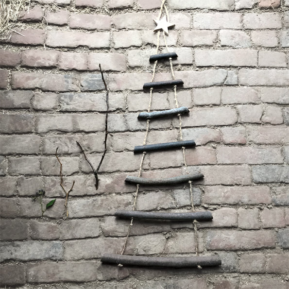 Rope ladder Christmas tree