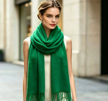 Women's solid-color scarf, fringed stole
