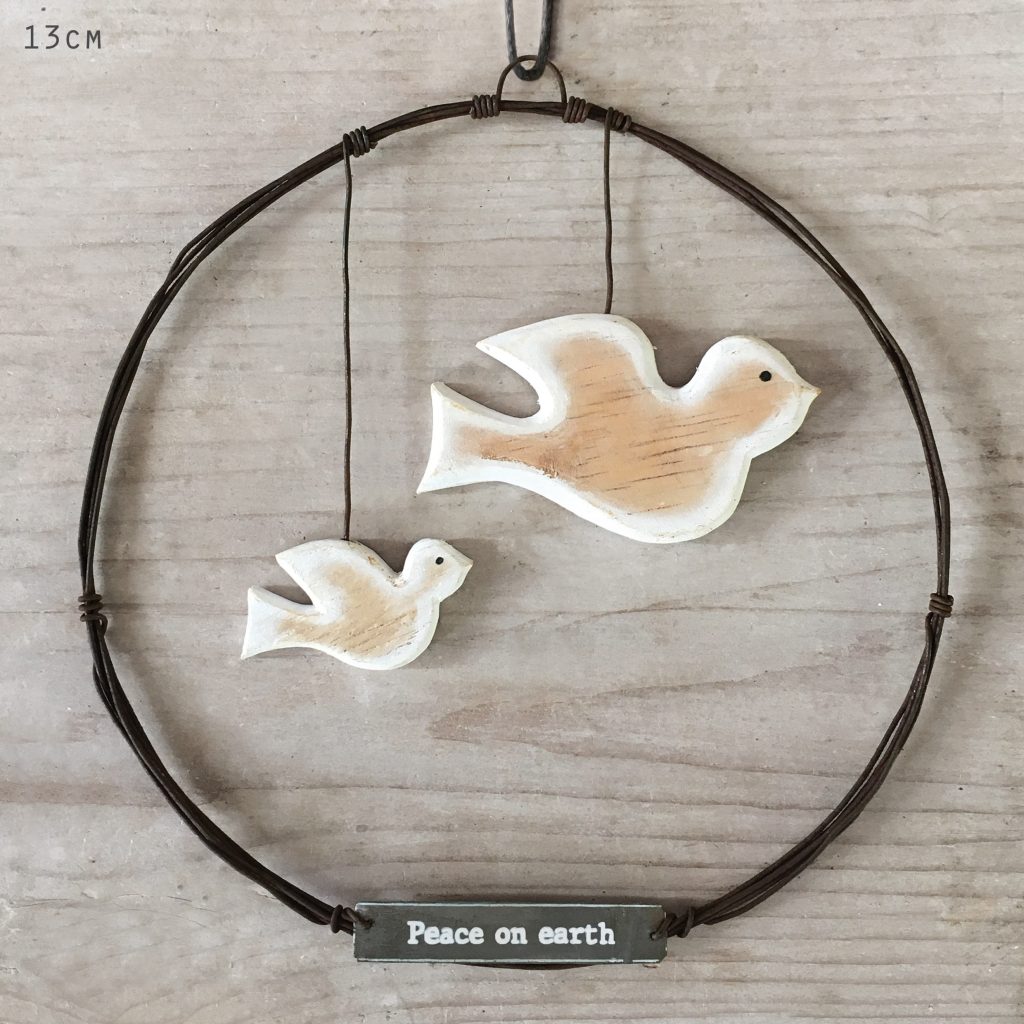 Lg rusty wire wreath-Dove