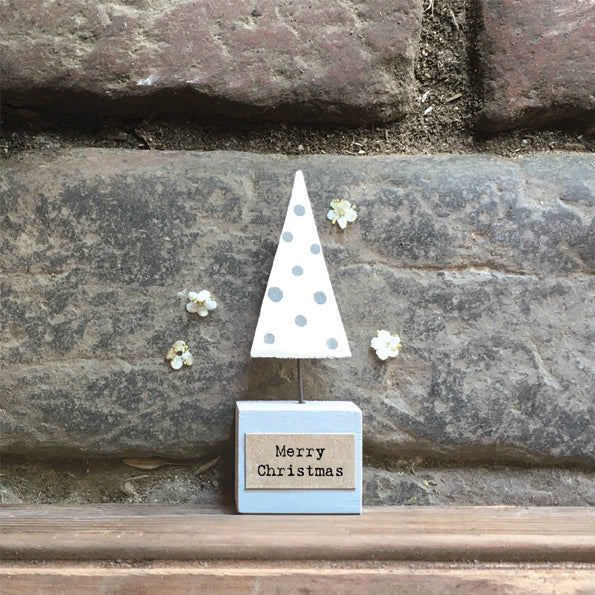 Sml wood scene-White Christmas tree