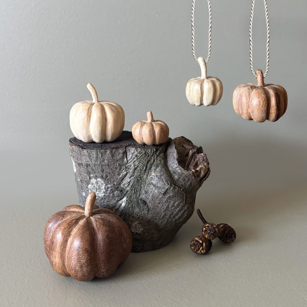 Wooden pumpkin-Large