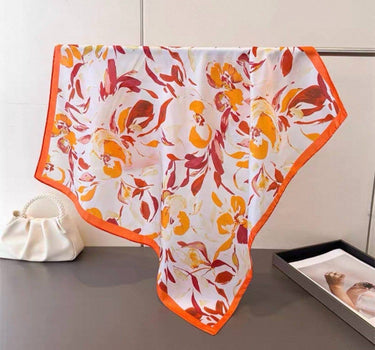 Small square scarf 70 x 70 cm