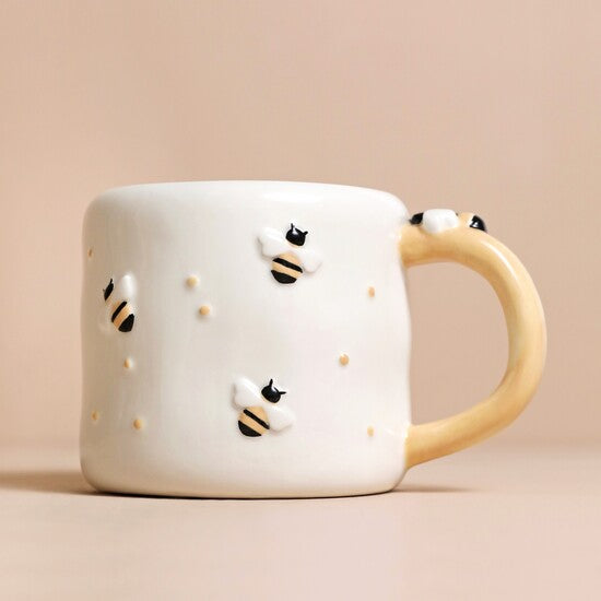 IRREGULAR CERAMIC BEE MUG