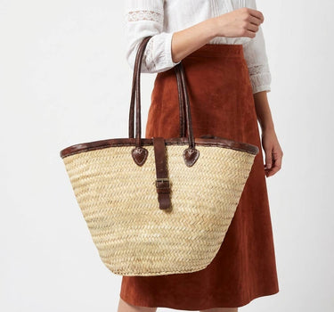 Chic Woven Straw Tote Bag with Leather Handles & Buckle