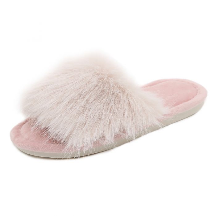 Super cosy fluffy slippers in baby Pink