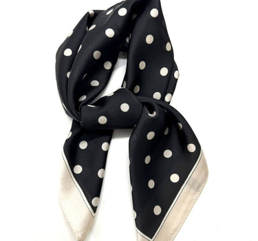 Scarf touch silk 70x70 polka dot pattern: Beige