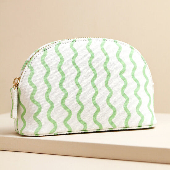 Small green wavy lines wash bag