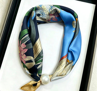 Satin scarf with magnetic pearl clasp