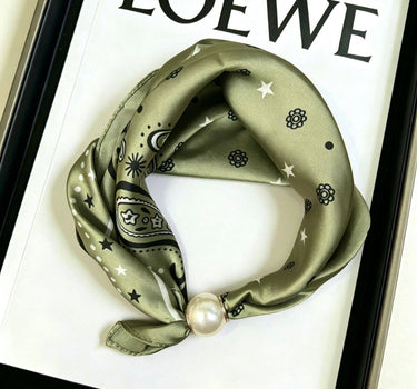 Satin scarf with magnetic pearl clasp