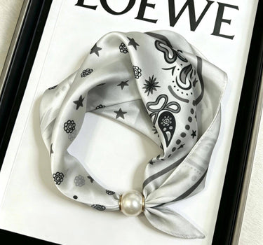 Satin scarf with magnetic pearl clasp