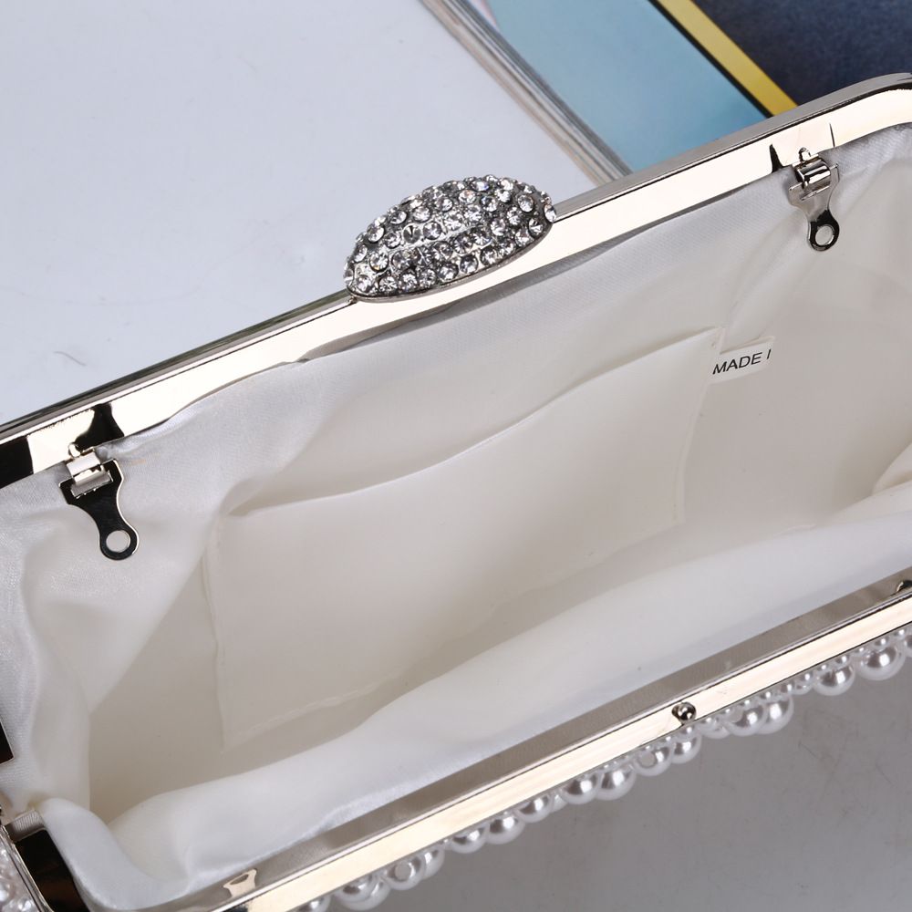 Pearl clutch