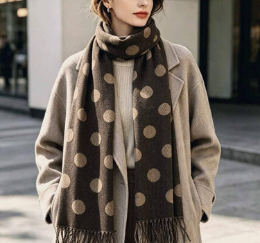 Women's polka-dot scarf with fringes: Black