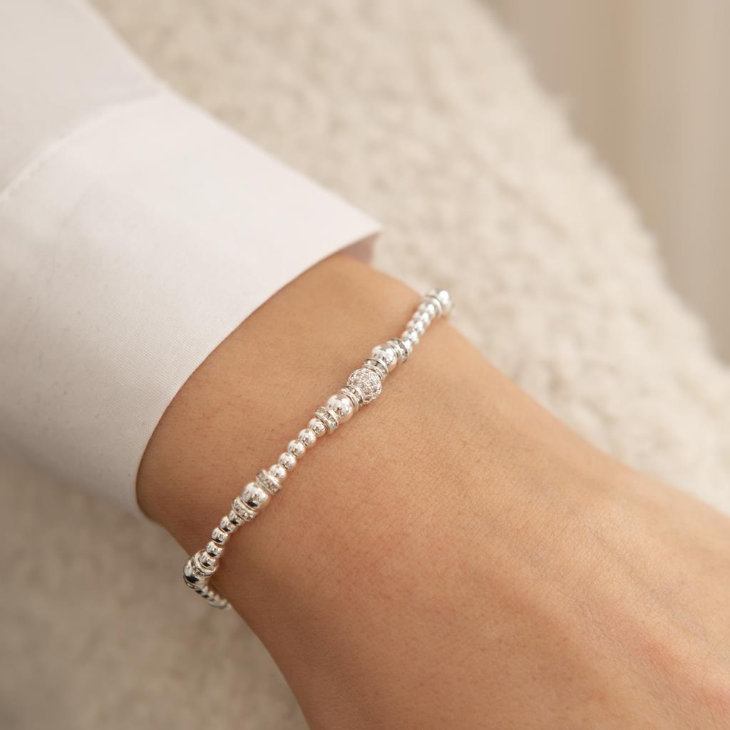 EFY Crystal bead bracelet
