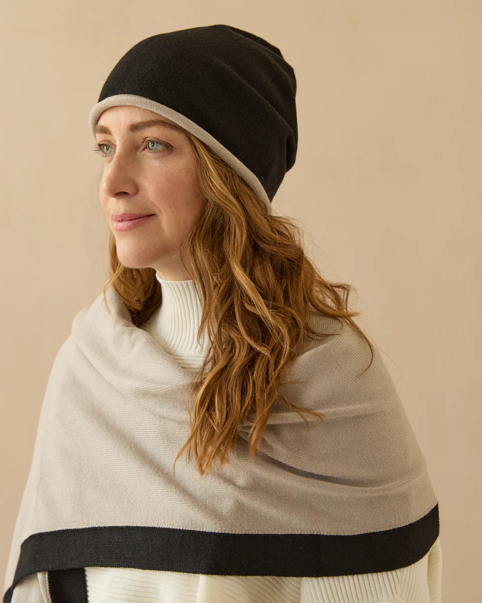 Joey Scarf | Putty/Black