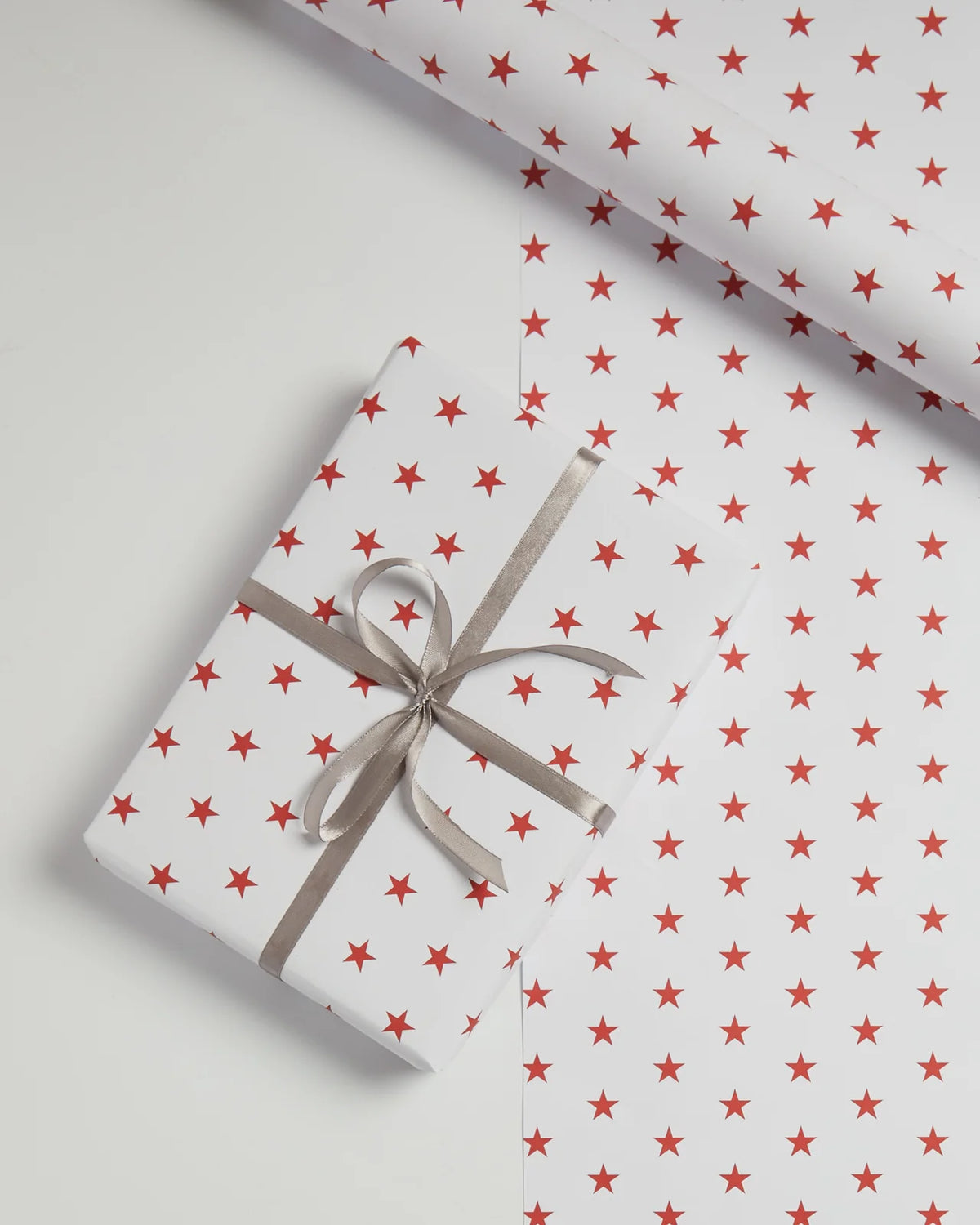 Wrapping Paper | No.7 | White | Medium Star