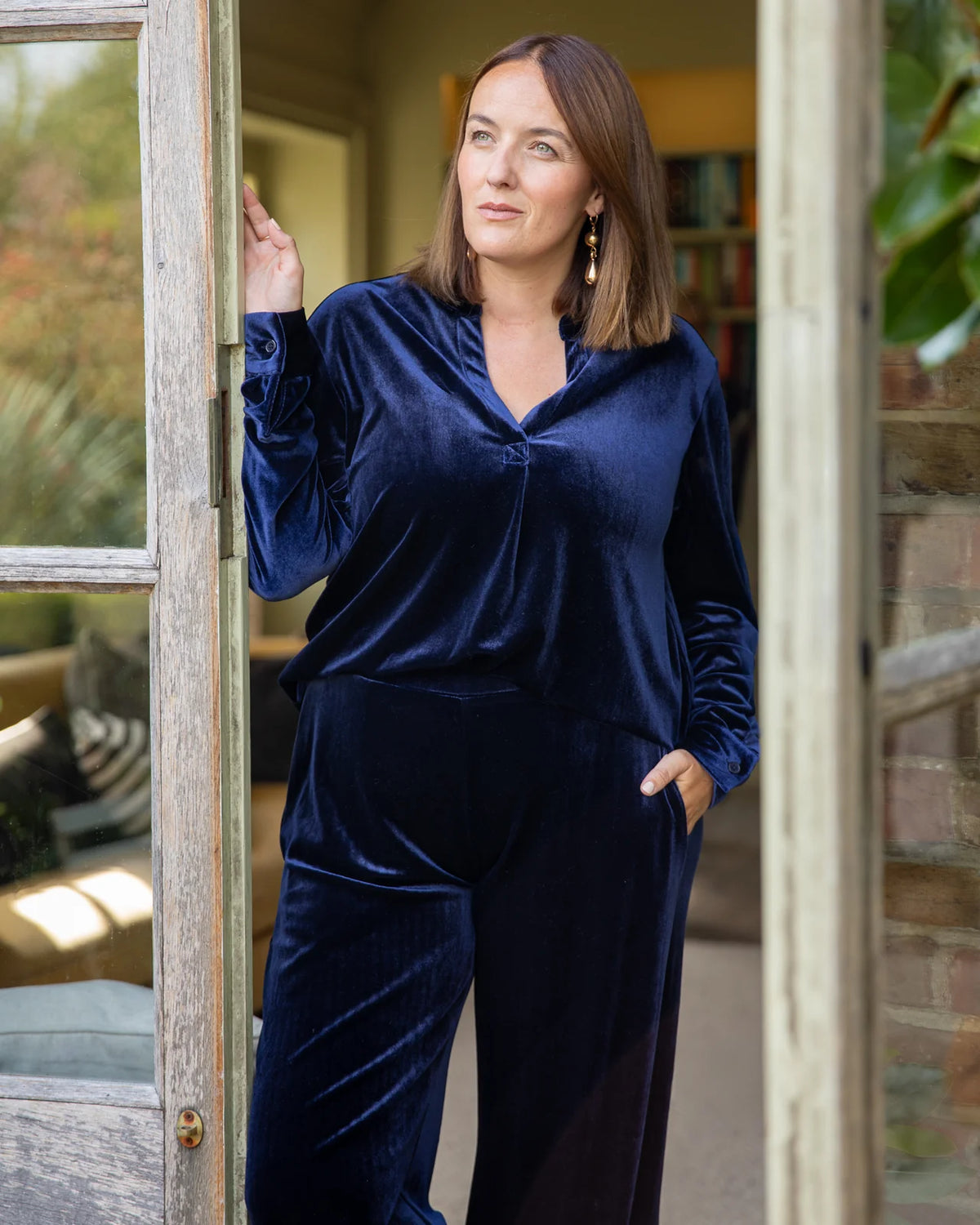 Evie Trouser | Velvet | Navy