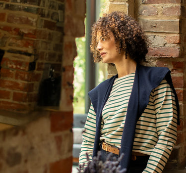 Tori Shrug | Dark Navy