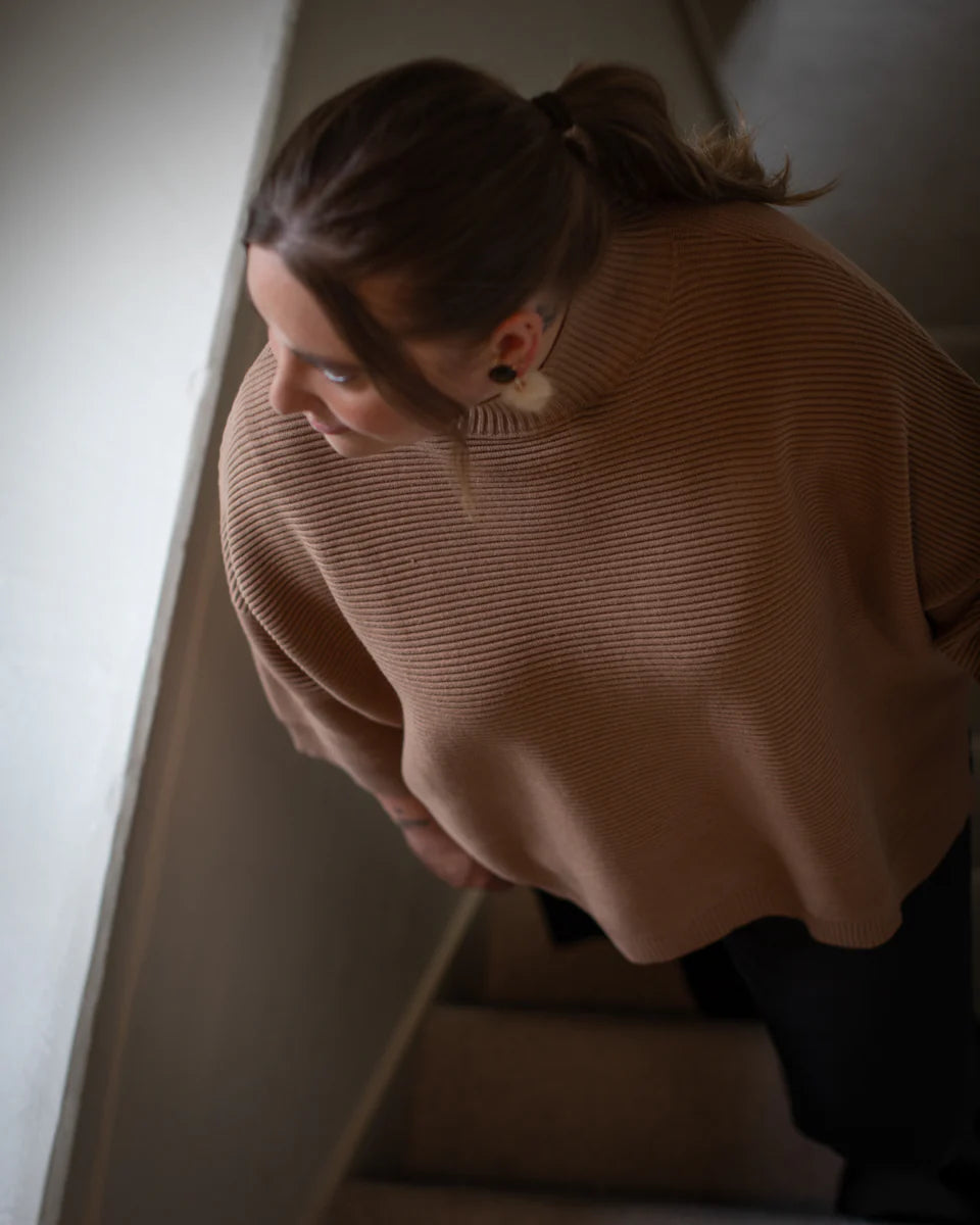 Vicki Jumper | Dark Tan