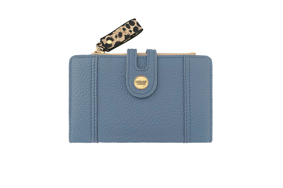 Purse with button detail