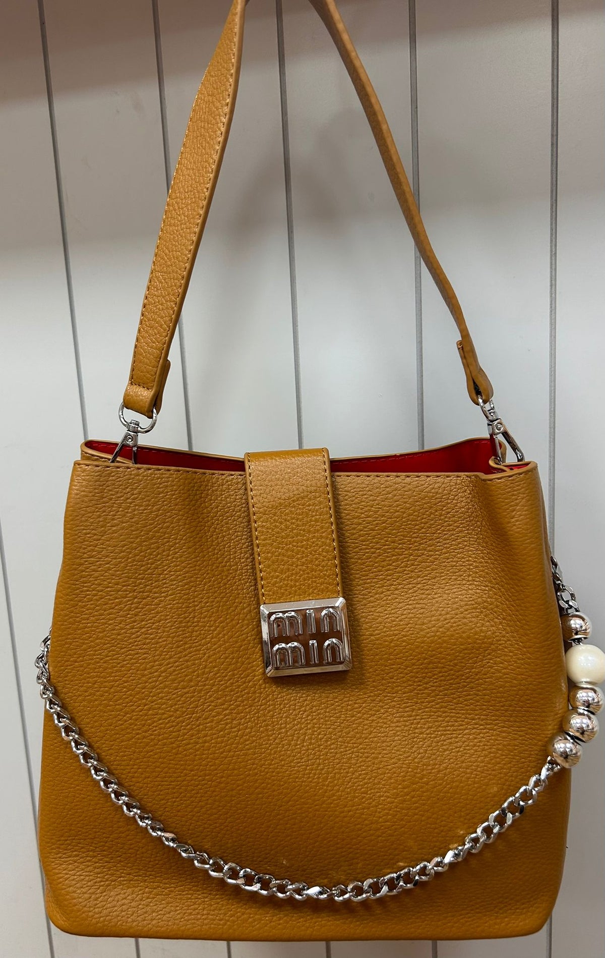 Shoulder bag with chain detailing