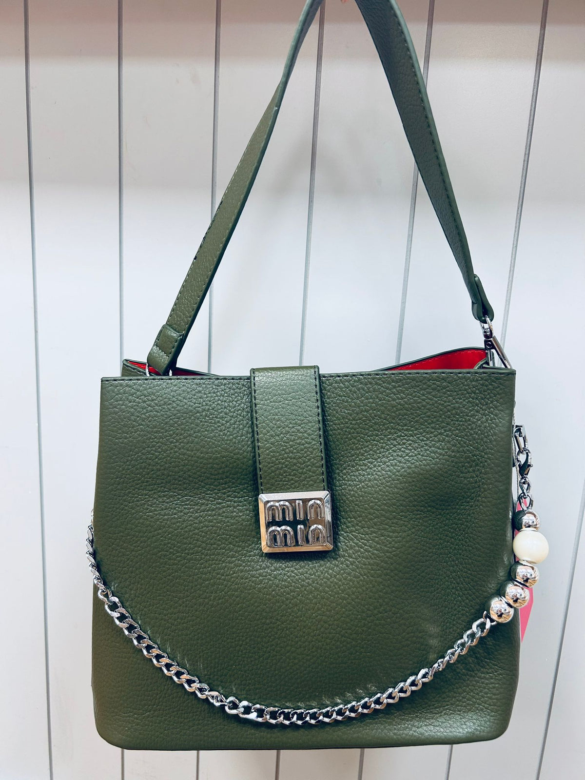 Shoulder bag with chain detailing