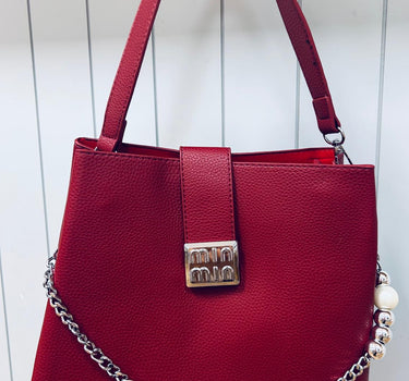 Shoulder bag with chain detailing