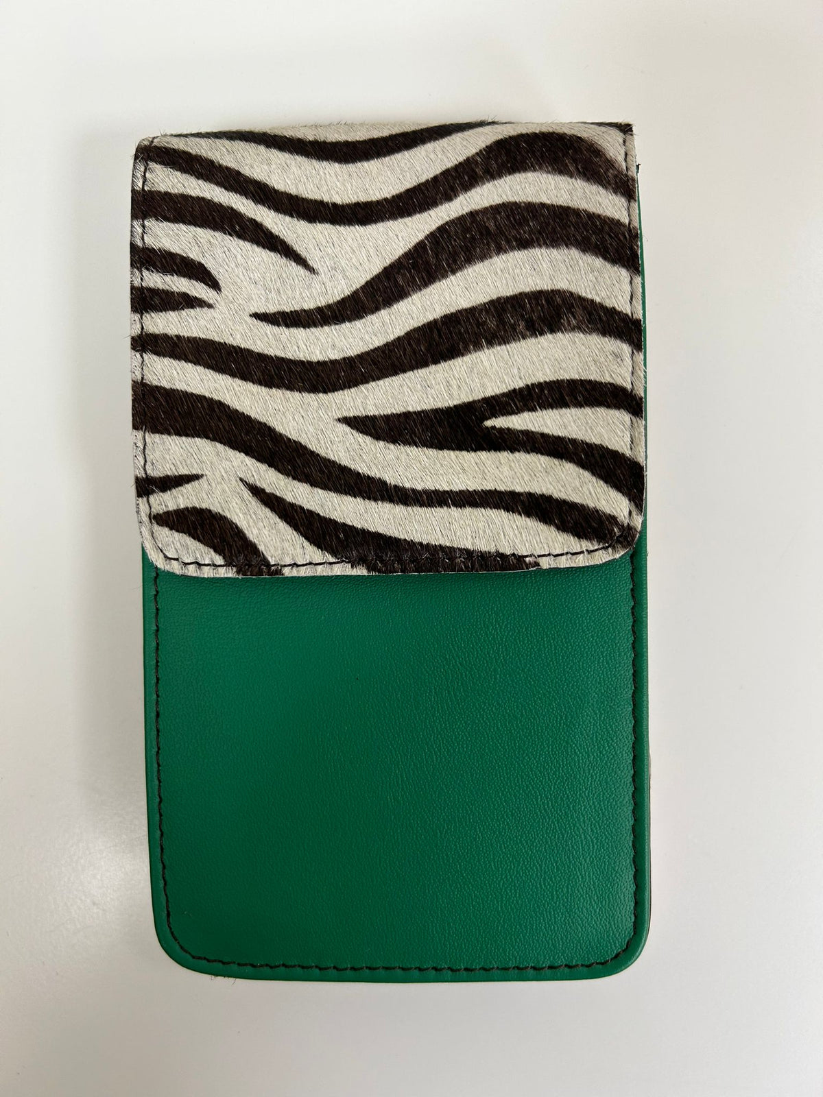 Phone pouch green