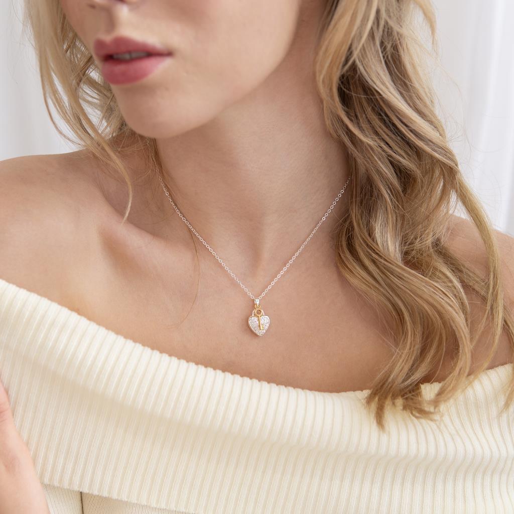 EFY Heart &amp; key necklace