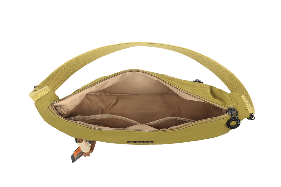 Light shoulder bag