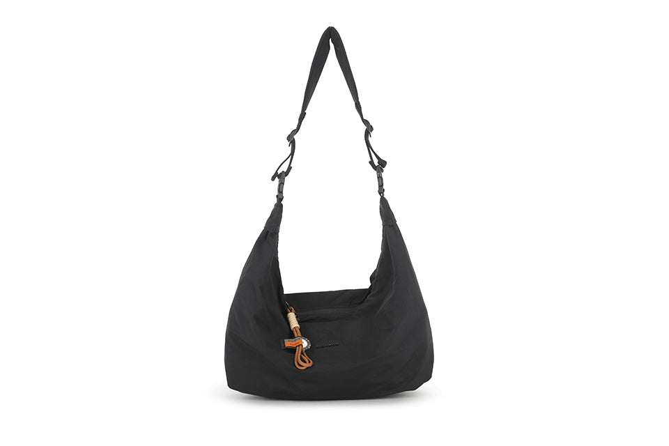 Medium shoulder bag
