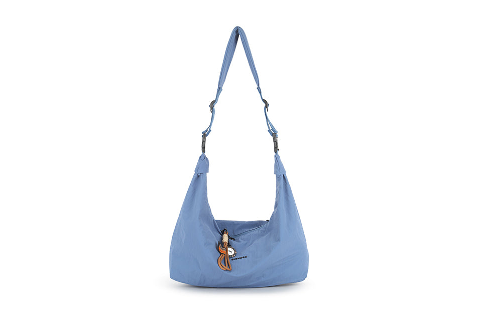 Medium shoulder bag
