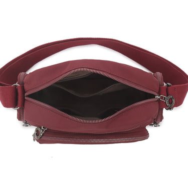 Bag with side pockets