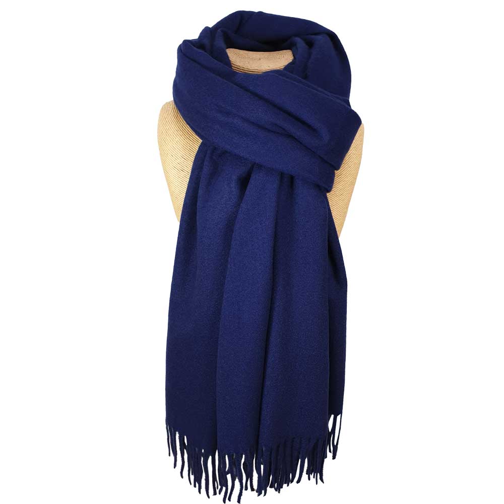 Cosy plain scarf