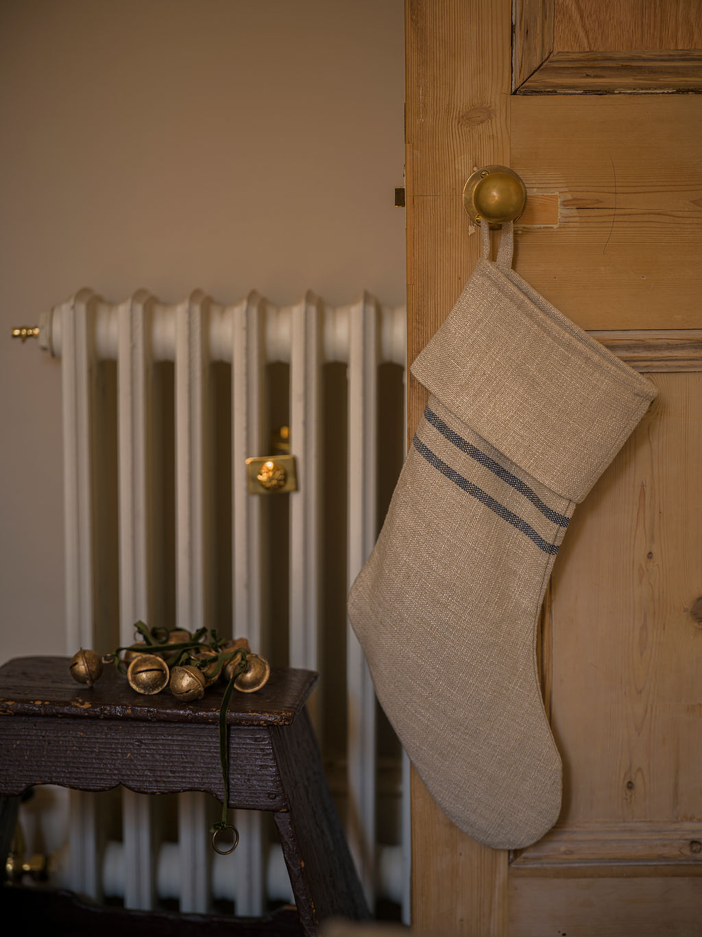 Timeless linen stocking blue