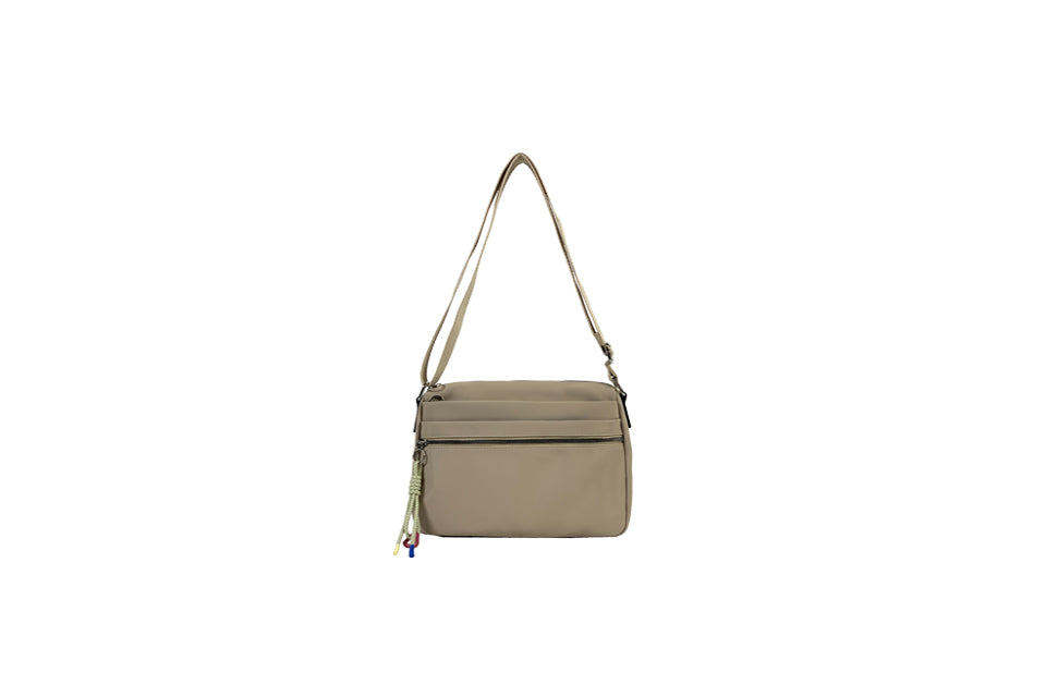 Cross body with zip detail