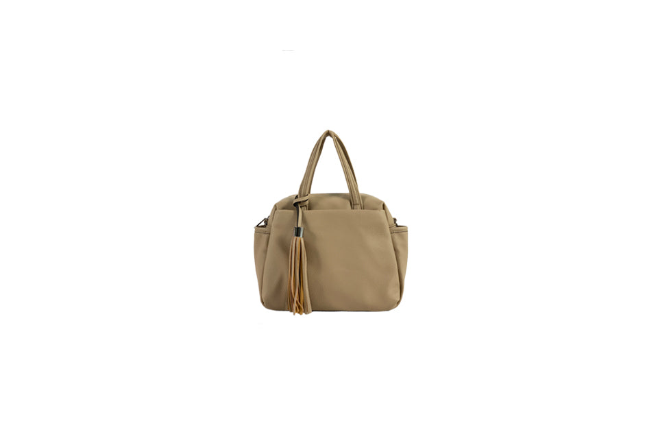Bag with tassel