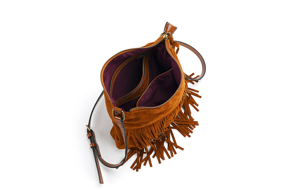 Suede tan shoulder bag with fringing