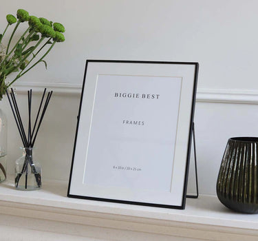 8X10 METAL BLACK EASEL FRAME