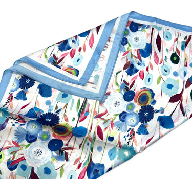 Small square scarf with colorful small rose pattern