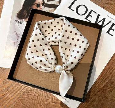 Satin scarf with magnetic pearl clasp